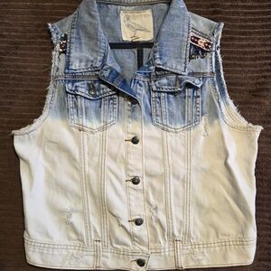 White Crow (Buckle) Denim Sleeveless Vest with Embroidered Details Size L